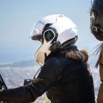 Komunikacija za motoriste nudi varnost, udobje in splošni užitek komunikacija za motoriste